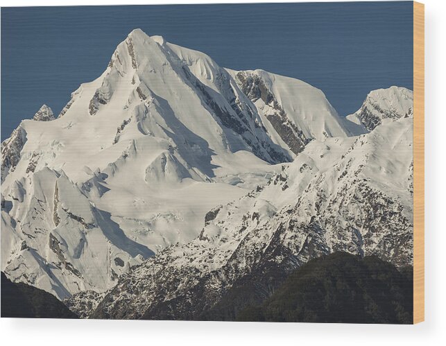 530842 Wood Print featuring the photograph Western Peak Of Mount Elie De Beaumont by Colin Monteath