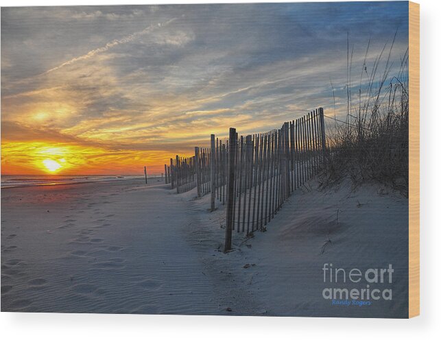 Sunset Wood Print featuring the photograph Winterset by Randy Rogers