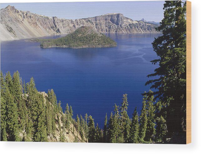 Feb0514 Wood Print featuring the photograph Wizard Island In Crater Lake by Gerry Ellis