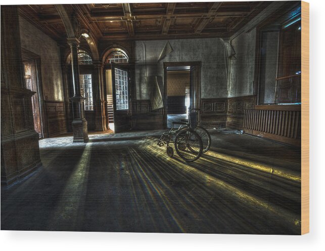 Abandon Wood Print featuring the photograph The home #1 by Nathan Wright