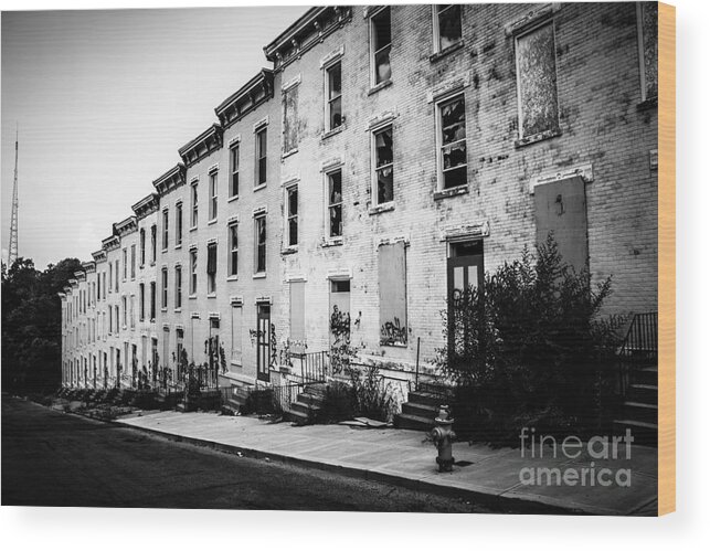 America Wood Print featuring the photograph Abandoned Glencoe-Auburn Buildings Cincinnati Ohio by Paul Velgos