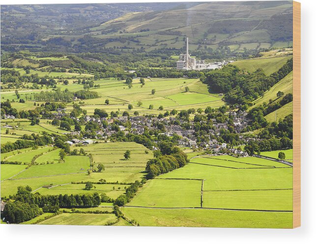 Derbyshire Wood Print featuring the photograph Castleton and the Hope Valley by Rod Johnson