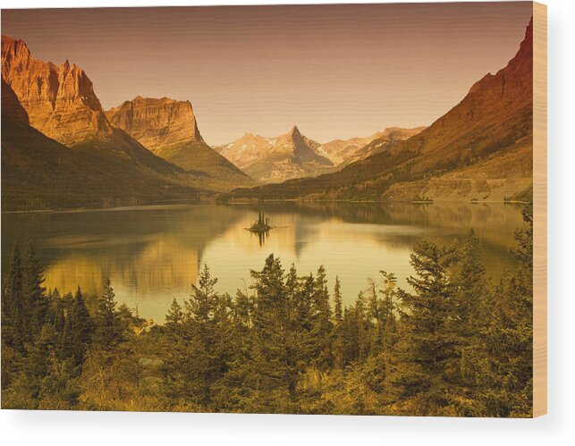 Landscape Wood Print featuring the photograph Crown of the Continent by Jane Kaufman