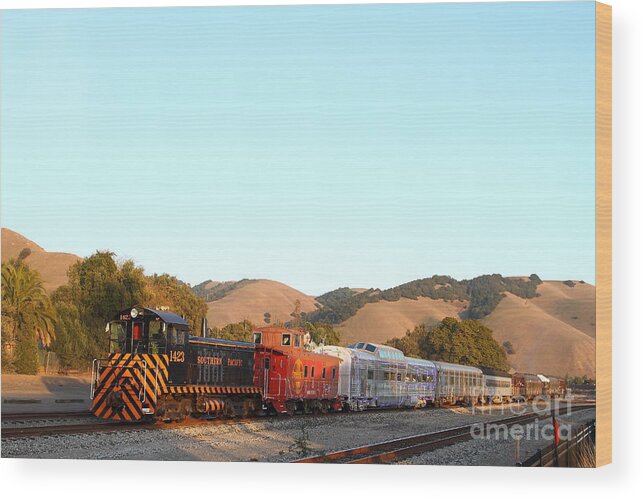 Landscape Wood Print featuring the photograph Historic Niles Trains in California . Old Southern Pacific Locomotive and Sante Fe Caboose . 7D10869 by Wingsdomain Art and Photography