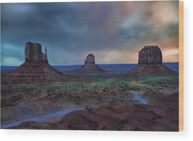 Monument Valley Wood Print featuring the photograph Monument Valley by Renee Hardison