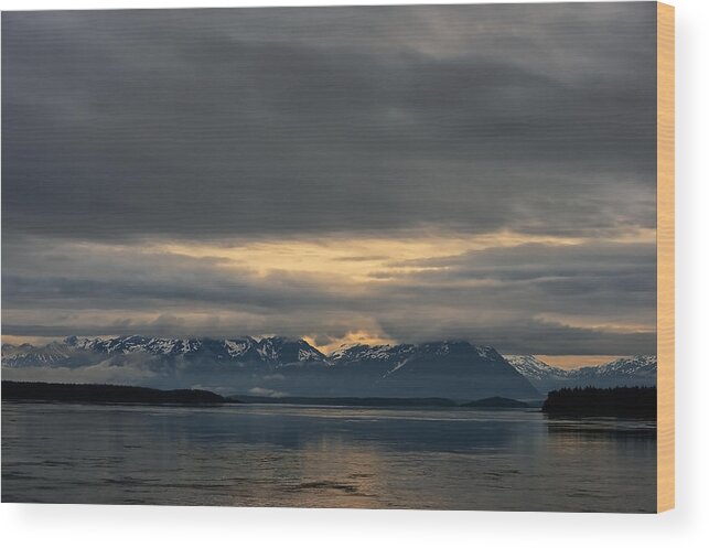 Alaska Wood Print featuring the photograph North Pacific by Edward Kovalsky