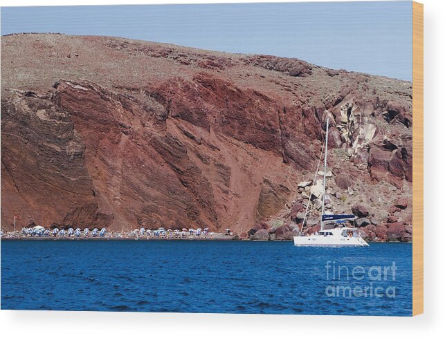 Red Beach Wood Print featuring the photograph Red Beach by Leslie Leda