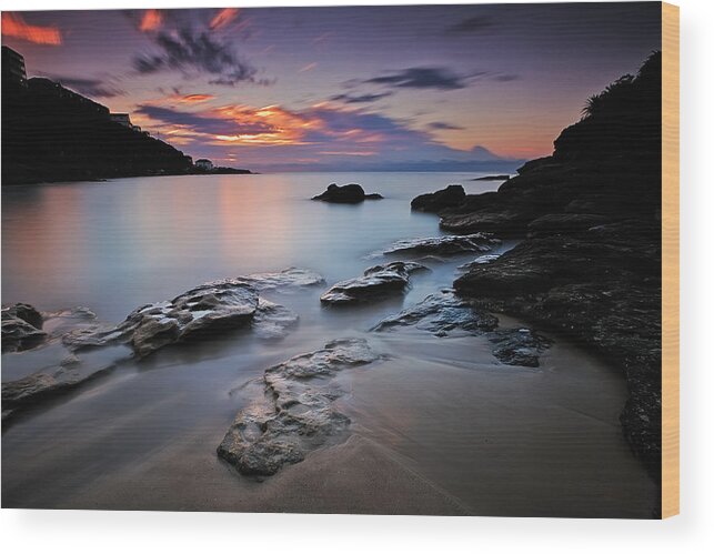 Sunrise Wood Print featuring the photograph Rocks of Gordon by Mark Lucey