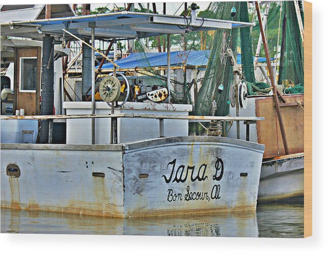Boat Wood Print featuring the photograph Tara D by Lynn Jordan
