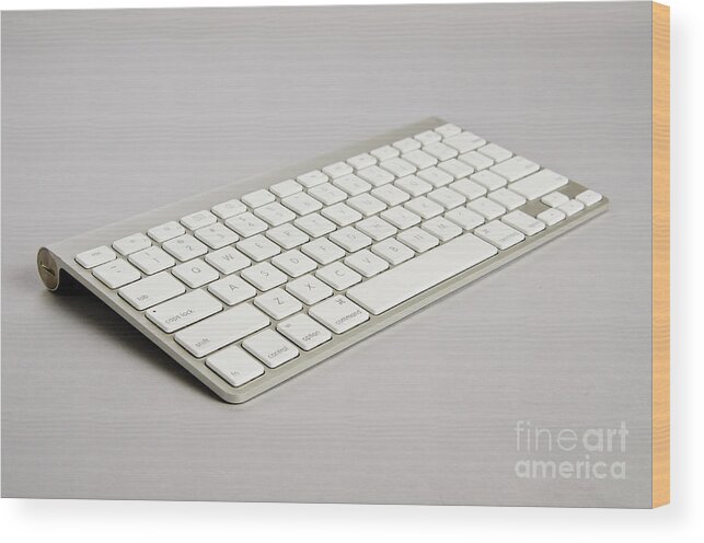 Computer Component Wood Print featuring the photograph Wireless Computer Keyboard by Photo Researchers