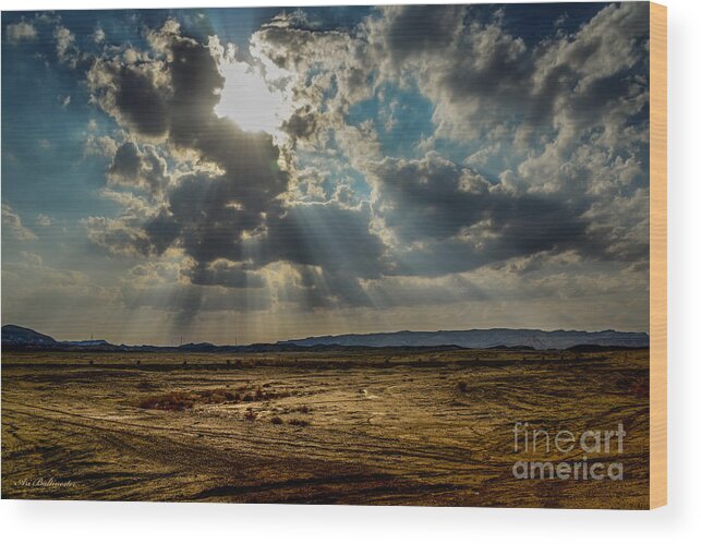Sunrise Wood Print featuring the photograph Stormy Light rays by Arik Baltinester