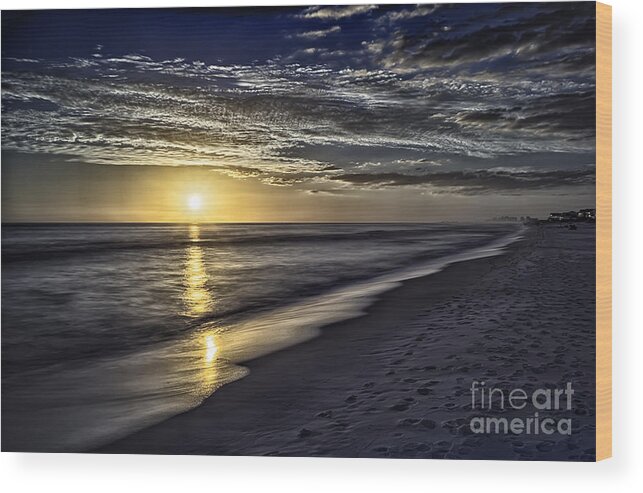 Beach Wood Print featuring the photograph Beach Sunset 1021b by Walt Foegelle