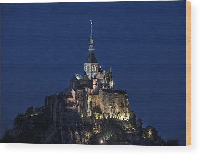 Mont Saint-michel Wood Print featuring the photograph 150915p140 by Arterra Picture Library