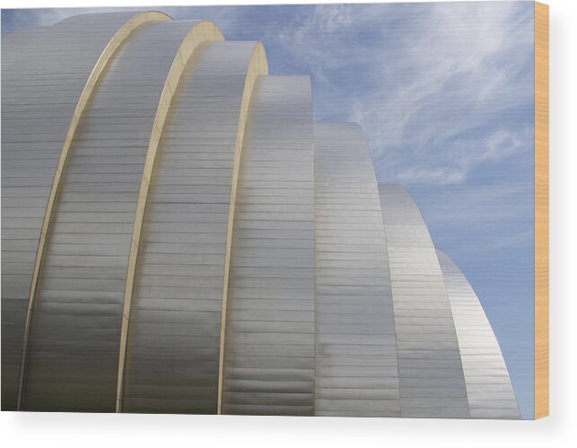 Abstract Building Wood Print featuring the photograph Kauffman Center for Performing Arts by Mike McGlothlen
