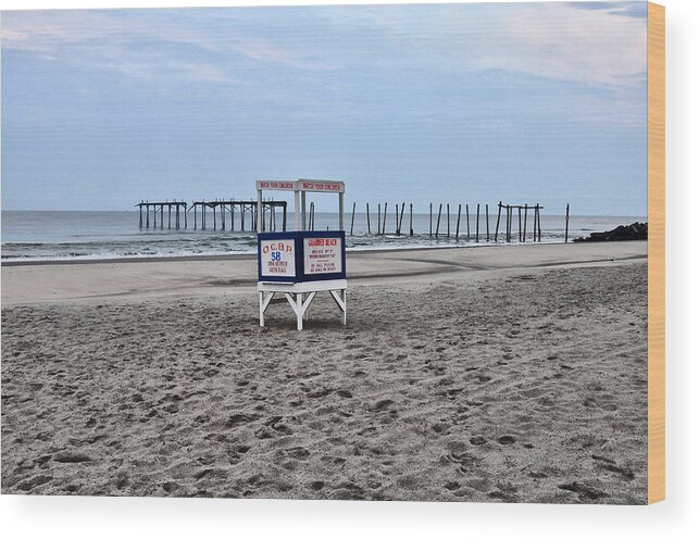 59th Wood Print featuring the photograph 59th Street Pier in Ocean City by Bill Cannon