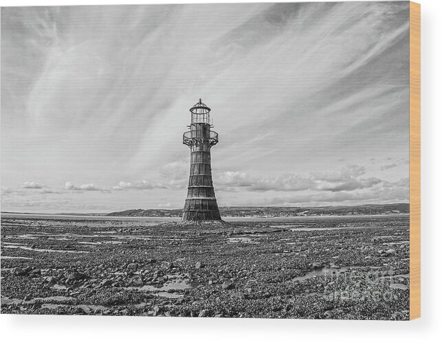 Light Wood Print featuring the photograph Abandoned Light House Whiteford by Edward Fielding