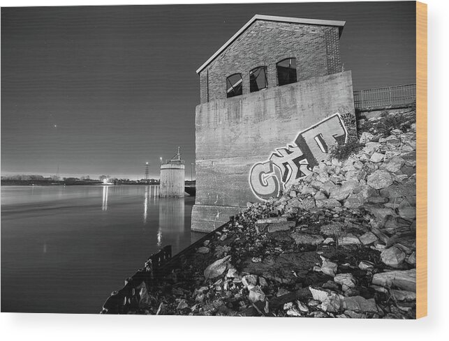 Saint Louis Wood Print featuring the photograph Abandoned Train Station on the Mississippi River - Saint Louis Missouri - Black and White by Gregory Ballos