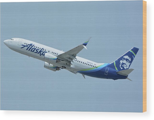 Airplane Wood Print featuring the photograph Alaska Boeing 737-890 N563AS Los Angeles International Airport May 3 2016 by Brian Lockett