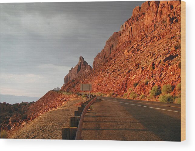 Us 89 Wood Print featuring the photograph An Evening in Paige by DArcy Evans