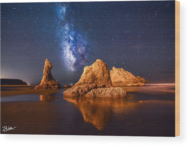 Landscape Wood Print featuring the photograph An unearthly Oregon Coast by Russell Wells