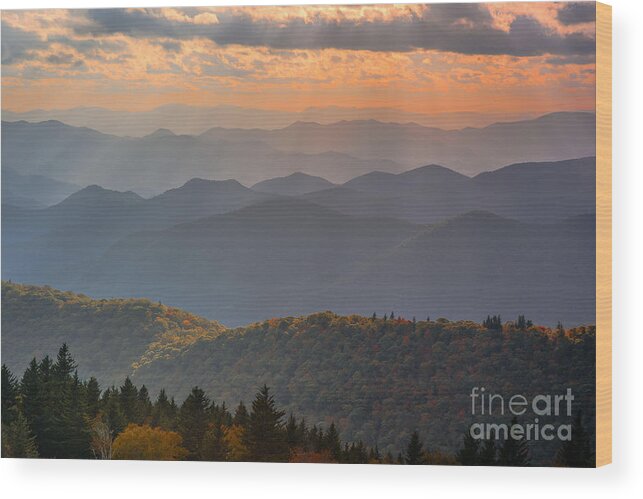 Landscape Wood Print featuring the photograph Appalachian light. by Itai Minovitz