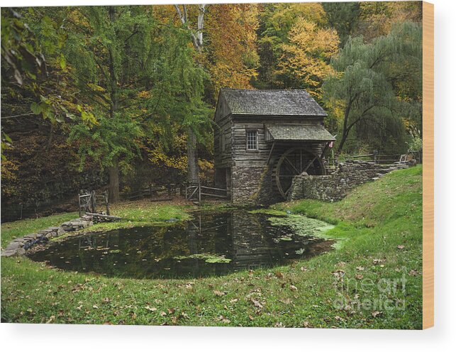 (architecture Or Architectural) Wood Print featuring the photograph Autumn at Cuttalossa Farm I by Debra Fedchin