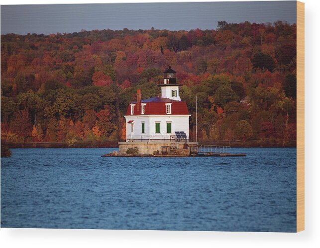 Lighthouse Wood Print featuring the photograph Autumn Evening at Esopus Lighthouse by Jeff Severson