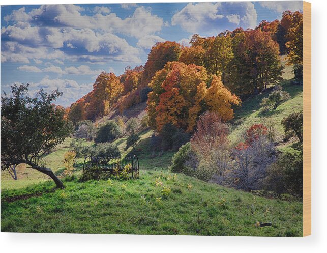 Pomfret Vermont Wood Print featuring the photograph Autumn this side of heaven by Jeff Folger