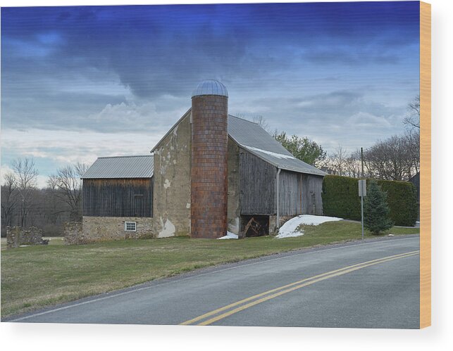 Landscape Wood Print featuring the photograph Barns and Country by Paul Ross