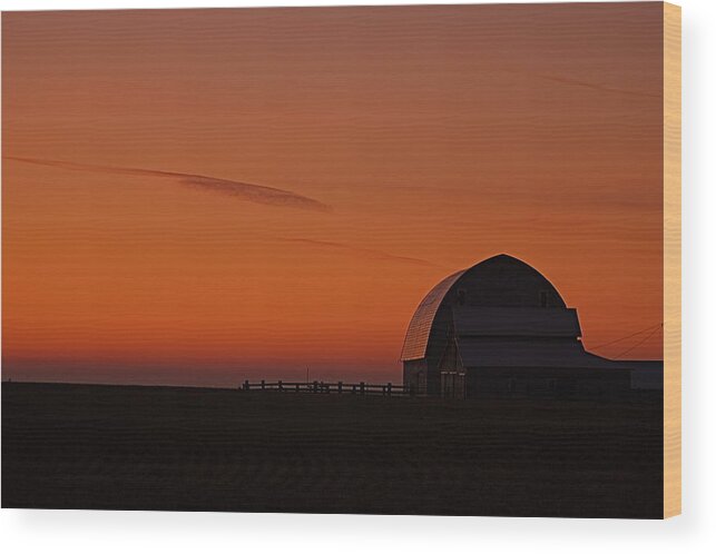  Wood Print featuring the photograph Barnyard Sunset by Mark Lemon