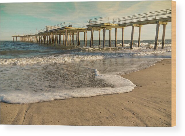 Ventnor City Wood Print featuring the photograph Beachy by Kristopher Schoenleber