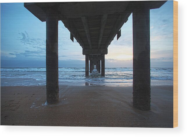 Pier Wood Print featuring the photograph Before the dawn by Robert Och
