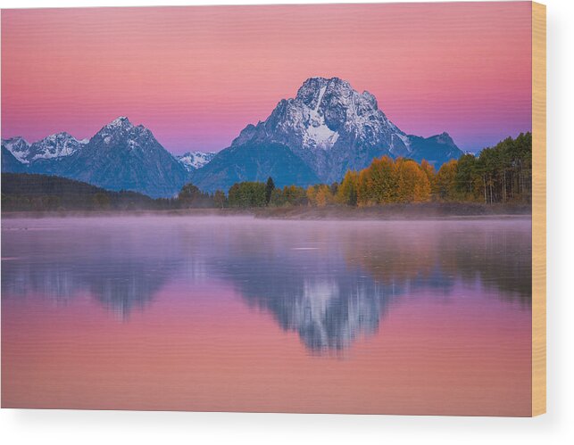 Grand Teton National Park Wood Print featuring the photograph Belt of Venus at Oxbow by Darren White