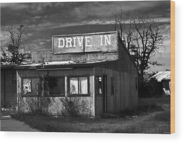 Movie Theater Wood Print featuring the photograph Better Days - An Old Drive-In by Joseph Noonan