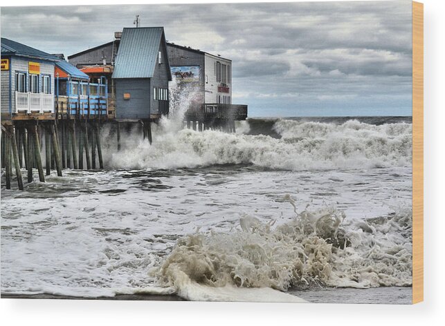 Old Orchard Beach Wood Print featuring the photograph Big Waves at the Pier by Colleen Phaedra