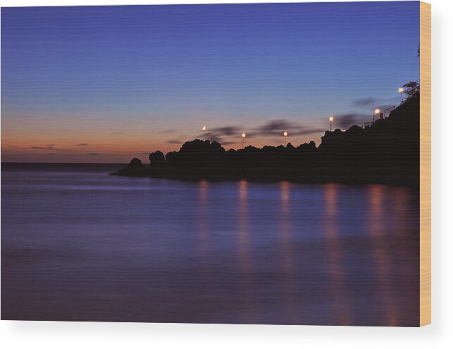 Black Rock Wood Print featuring the photograph Black Rock Sunset by Kelly Wade
