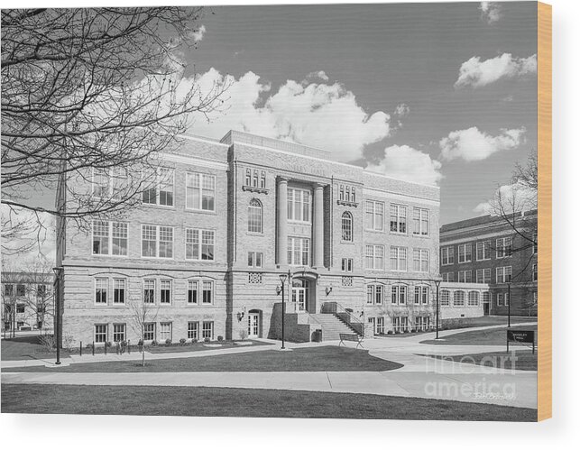Bgsu Wood Print featuring the photograph Bowling Green State University Moseley Hall by University Icons