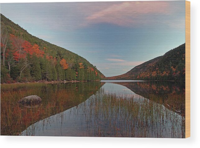 Maine Wood Print featuring the photograph Bubble Pond at Autumn Glory by Juergen Roth