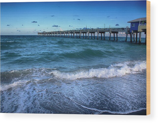 Dania Beach Fishing Pier Wood Print featuring the photograph Dania Beach Fishing Pier 01 by Carlos Diaz
