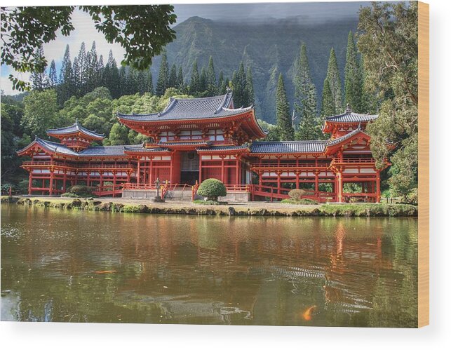 Byodo-in Wood Print featuring the photograph Byodo-In by Jeff Cook