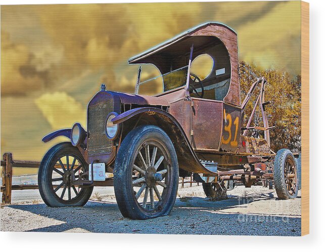 Cars Wood Print featuring the photograph C207 by Tom Griffithe