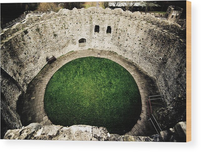 Cardiff Castle Wood Print featuring the photograph Cardiff Inner Keep by Scott Sawyer