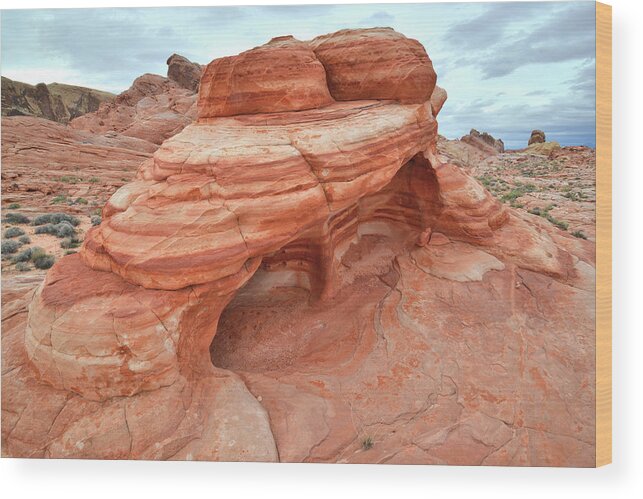 Valley Of Fire State Park Wood Print featuring the photograph Cave Rock in Valley of Fire by Ray Mathis