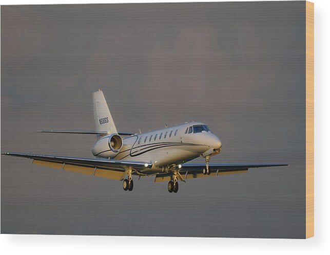 2016 James David Phenicie Wood Print featuring the photograph Cessna Citation 680 Landing by James David Phenicie