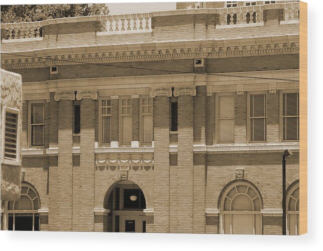 New Mexico Wood Print featuring the photograph Chaves County Courthouse in Sepia by Colleen Cornelius