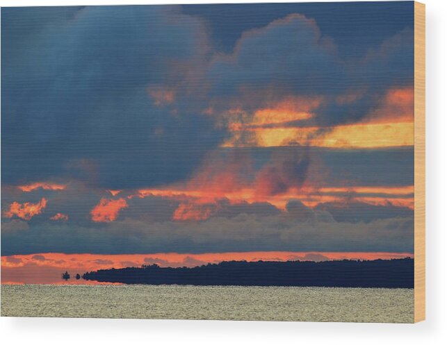 Abstract Wood Print featuring the photograph Clouds Above The Lake by Lyle Crump