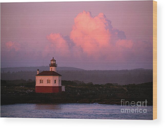 Denise Bruchman Wood Print featuring the photograph Coquille River Lighthouse Sunset by Denise Bruchman