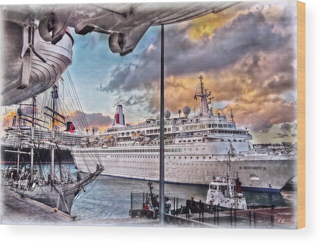 Cruise Wood Print featuring the photograph Cruise Port - light by Hanny Heim