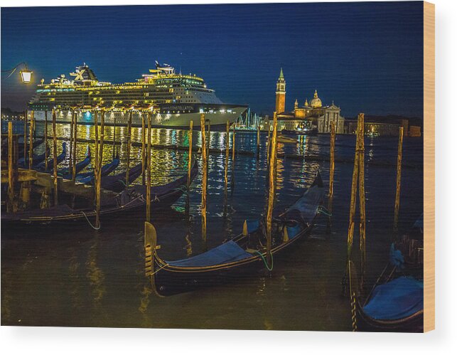 Venice Wood Print featuring the photograph Cruise Ship Entering Venice at Sunrise by Lev Kaytsner