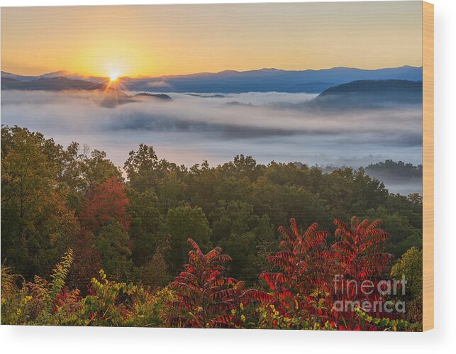 Great Smoky Mountains Wood Print featuring the photograph Daybreak by Anthony Heflin